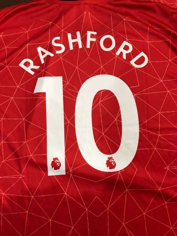 Manchester United T-shirt - Image 7