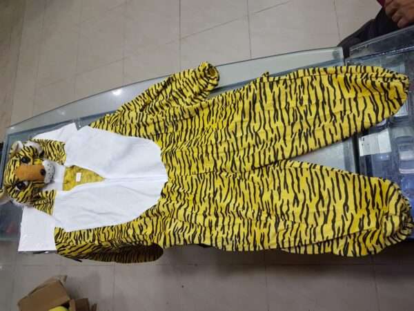 Tiger Costume - Image 7