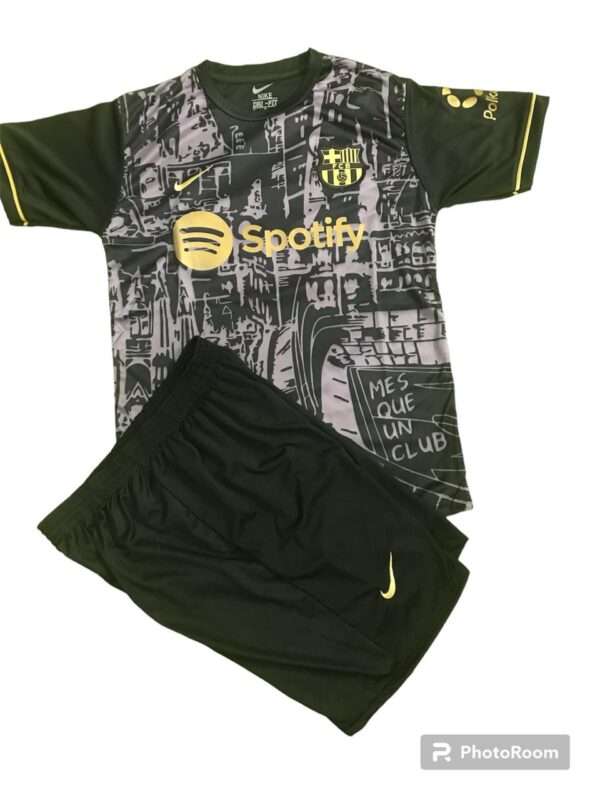 FCB Barcelona New Kit Half Selves - Image 6