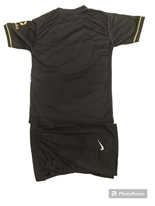 FCB Barcelona New Kit Half Selves - Image 7