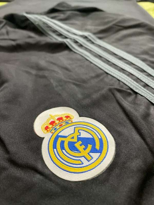 Real Madrid CF 2023-24 Third Kit - Image 4