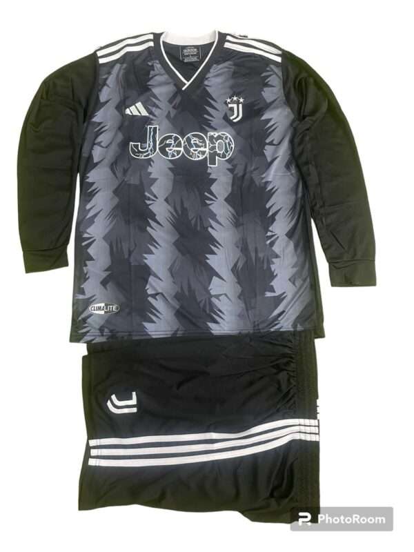 Juventus F.C. kit T-Shirt/short