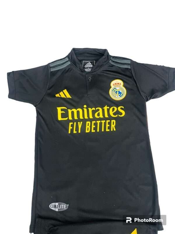 Real Madrid CF 2023-24 Third Kit - Image 4